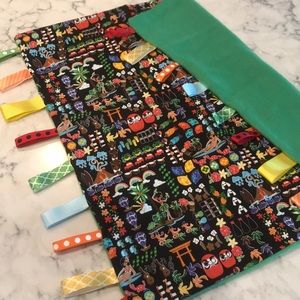 Aloha snuggle tag blanket